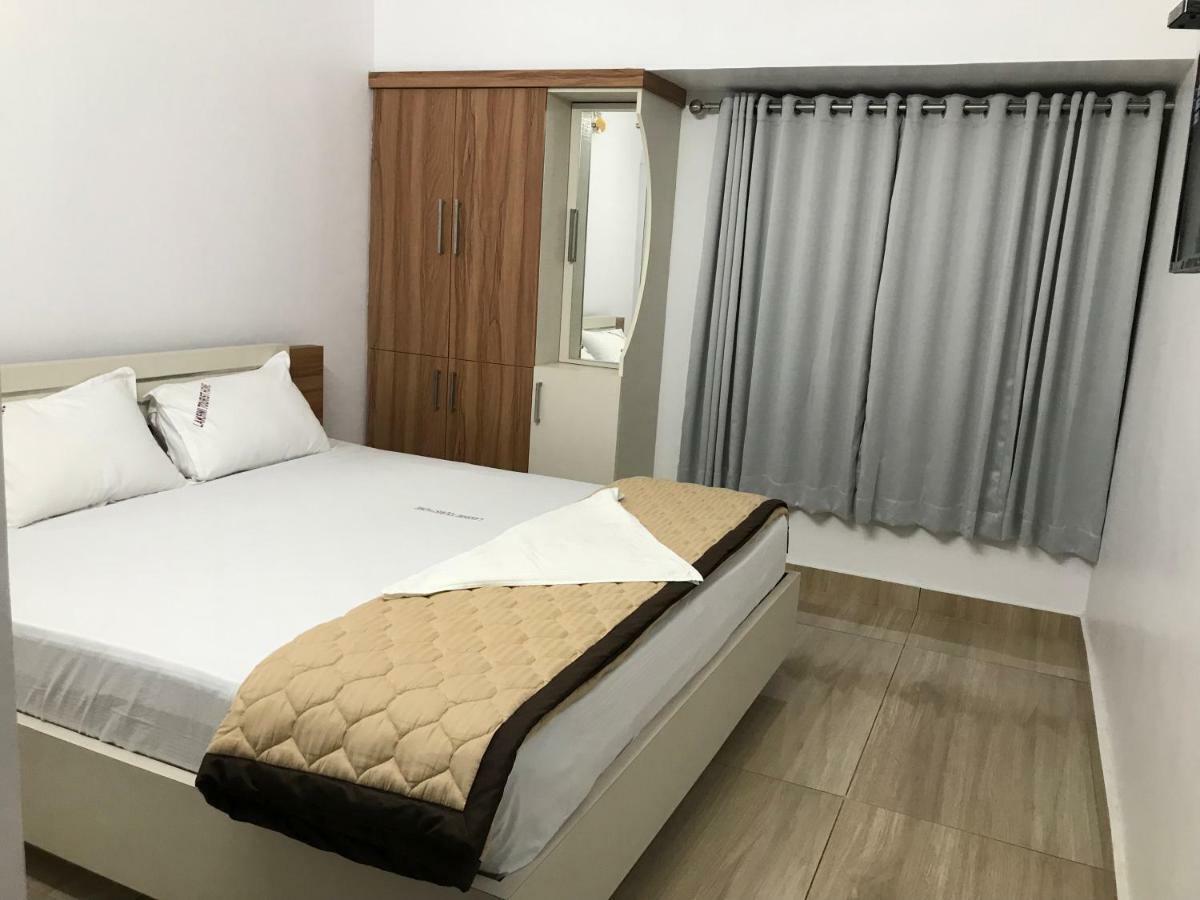 Lakshmi Tourist Home กูรูวาเยอร์ ภายนอก รูปภาพ